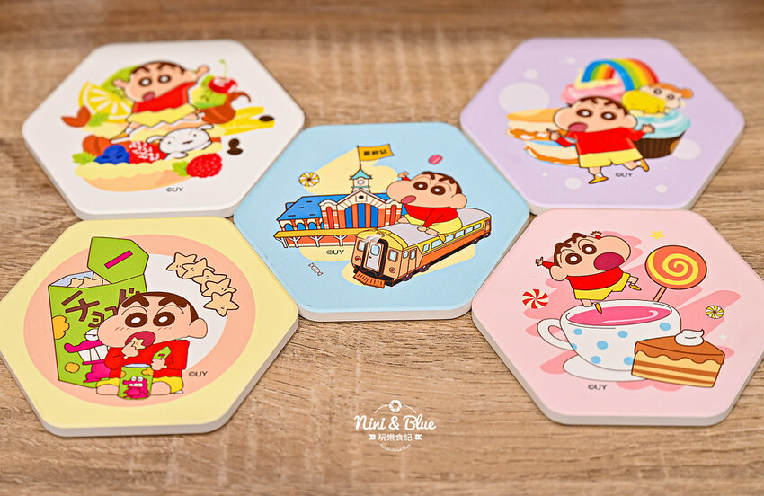 蠟筆小新甜點世界大冒險 最終站在台中火車站，露屁股怪獸來襲，春日部防衛隊集合 @Nini and Blue  玩樂食記