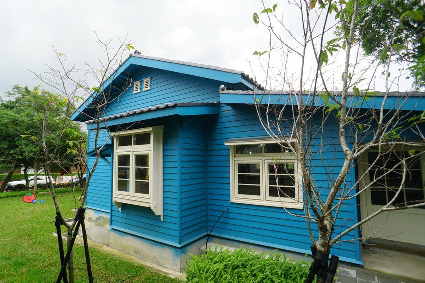 陽明山星巴克草山門市