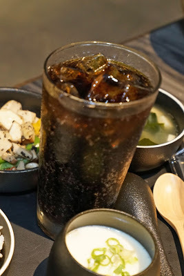 [食記]  竹北。火山岩燒肉 新開幕!。新鮮高檔食材、燒肉、鍋物雙重享受! 高CP值套餐! 親子家庭聚餐超推薦!