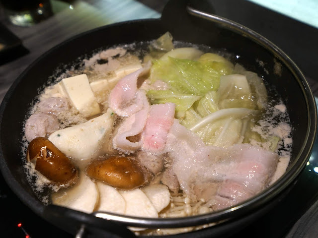 [食記]  竹北。火山岩燒肉 新開幕!。新鮮高檔食材、燒肉、鍋物雙重享受! 高CP值套餐! 親子家庭聚餐超推薦!