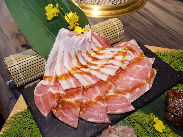 [食記]  竹北。火山岩燒肉 新開幕!。新鮮高檔食材、燒肉、鍋物雙重享受! 高CP值套餐! 親子家庭聚餐超推薦!