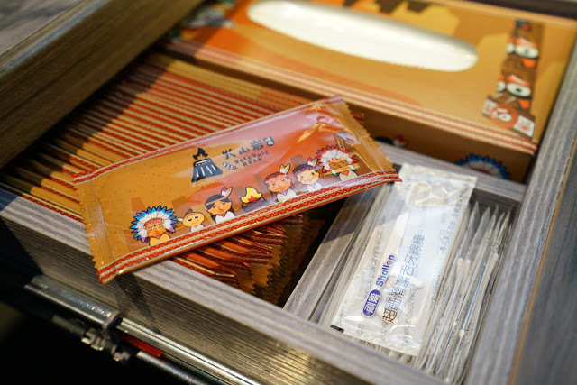 [食記]  竹北。火山岩燒肉 新開幕!。新鮮高檔食材、燒肉、鍋物雙重享受! 高CP值套餐! 親子家庭聚餐超推薦!