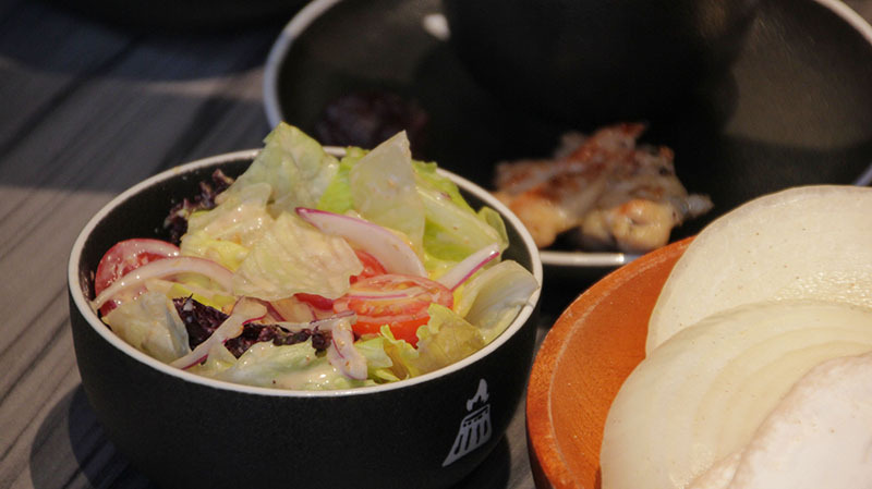 火山岩燒肉竹北旗艦店,貼心滿分服務/極盛牛豬勇士盤/松阪豬/梅花豬/霜降牛角切/PRIME肩夾板肉/哈根達斯/兒童友善餐廳