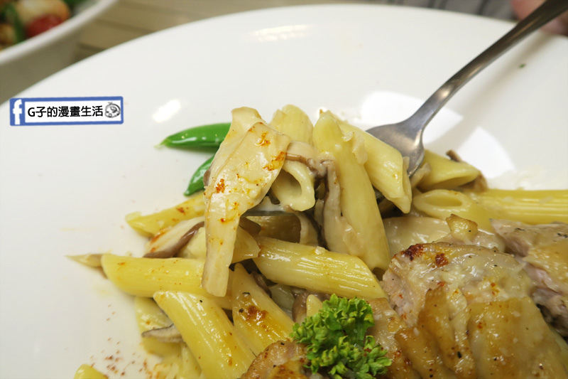 豐宇親子寵物友善餐廳 奶油香煎雞腿義大利麵 管麵