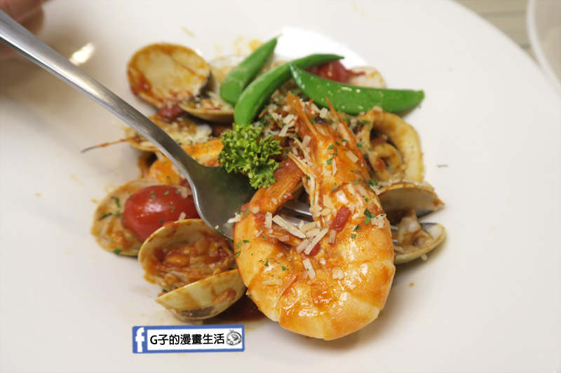 豐宇親子寵物友善餐廳 番茄海鮮義大利麵 鮮蝦很新鮮