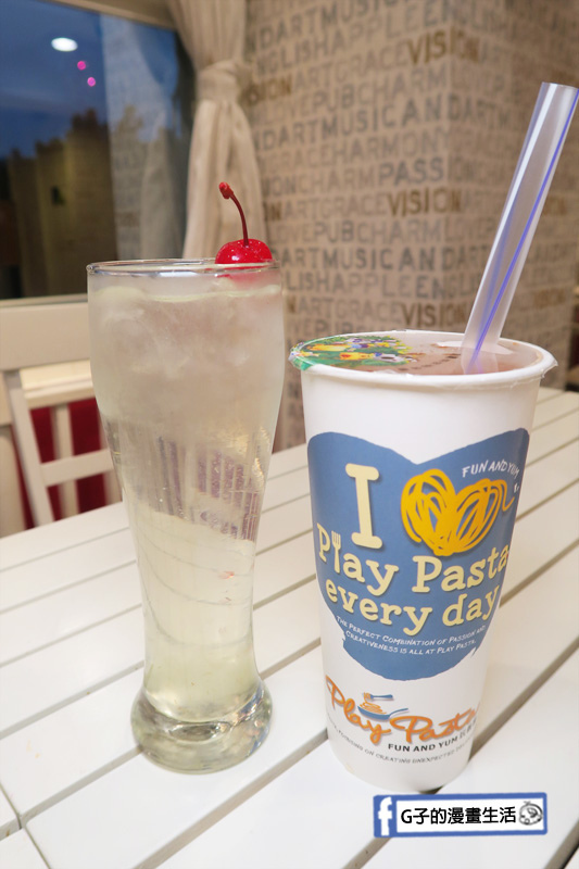 豐宇親子寵物友善餐廳 飲料-美麗果葡萄汁可續一杯.葡萄柚檸檬QQ