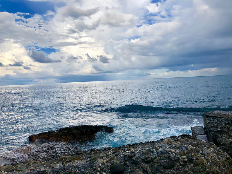 | Taiwan Haulien 台灣 花蓮 豐濱鄉 ☻ 花蓮版海之聲  大石鼻山附近的隱藏版景點 | 深入海中央的夢幻天堂路