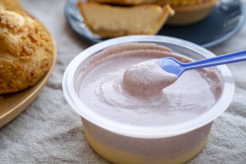 新竹甜點 豐 蛋糕咖啡烘焙館｜爆漿內餡泡芙搭配菠羅外殼 內用免費黑咖啡＝不想回家 · 算命的說我很愛吃