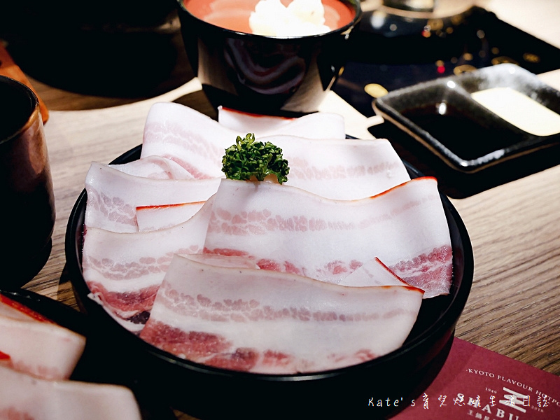 王鍋屋 信義區美食 酸菜白肉鍋推薦 王鍋屋好吃嗎 日本道地火鍋 酸菜白肉專門店 台北美食 信義區好吃火鍋 王鍋屋菜單 信義區商業午餐推薦 信義區聚餐27.jpg