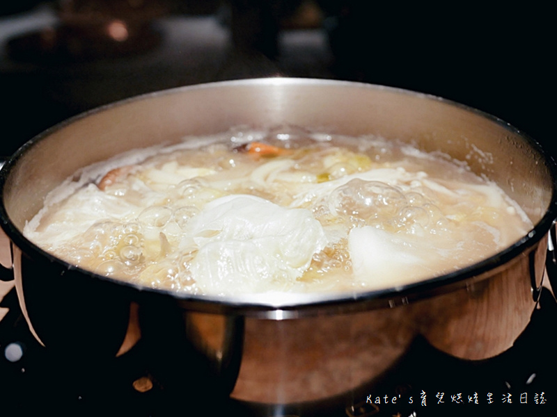 王鍋屋 信義區美食 酸菜白肉鍋推薦 王鍋屋好吃嗎 日本道地火鍋 酸菜白肉專門店 台北美食 信義區好吃火鍋 王鍋屋菜單 信義區商業午餐推薦 信義區聚餐36.jpg