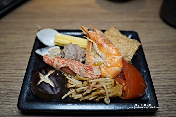 王鍋屋-酸白菜鍋專門店 Shabu Ong:王鍋屋 - 酸白菜鍋專門店 Shabu Ong 顛覆傳統混血京都風味酸菜白肉鍋 天然酸香湧上舌尖 甘甜滋味讓人大呼過癮!