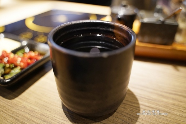 王鍋屋-酸白菜鍋專門店 Shabu Ong:王鍋屋 - 酸白菜鍋專門店 Shabu Ong 顛覆傳統混血京都風味酸菜白肉鍋 天然酸香湧上舌尖 甘甜滋味讓人大呼過癮!