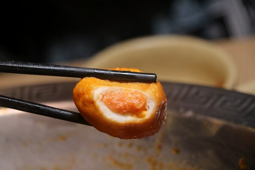 壽星幾歲就送幾隻蝦,這時候只好出賣阿嬤了~