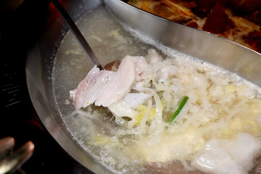 壽星幾歲就送幾隻蝦,這時候只好出賣阿嬤了~