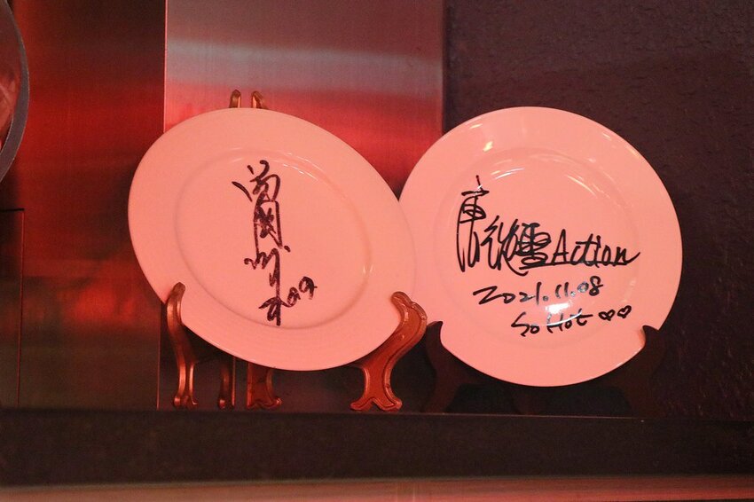 壽星幾歲就送幾隻蝦,這時候只好出賣阿嬤了~