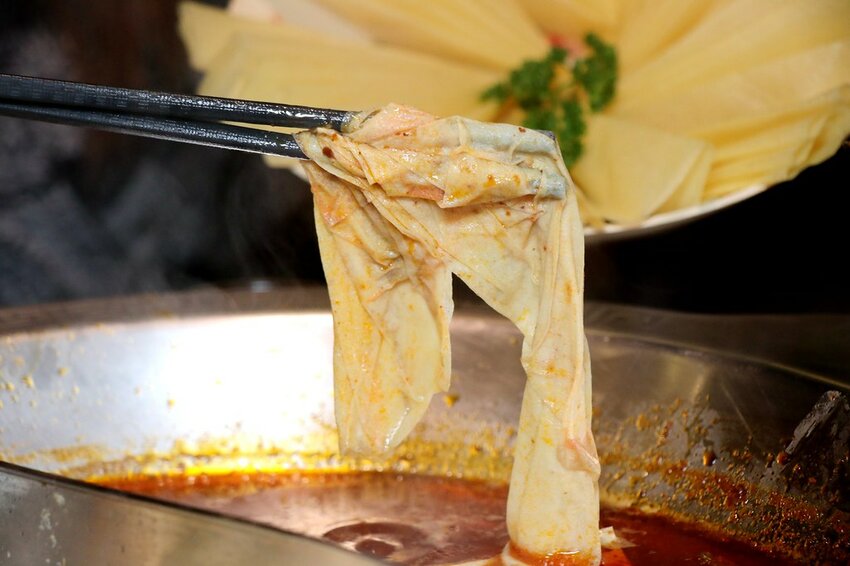 壽星幾歲就送幾隻蝦,這時候只好出賣阿嬤了~