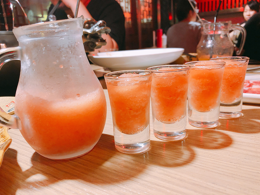 四川龍府,內湖美食,川老爺,台北川味料理,台北古色古香餐廳,內湖川味料理,我不是他媽媽,川老爺麻辣鍋,皮蛋牛骨鍋,創意川菜,老東家重慶麻辣鍋