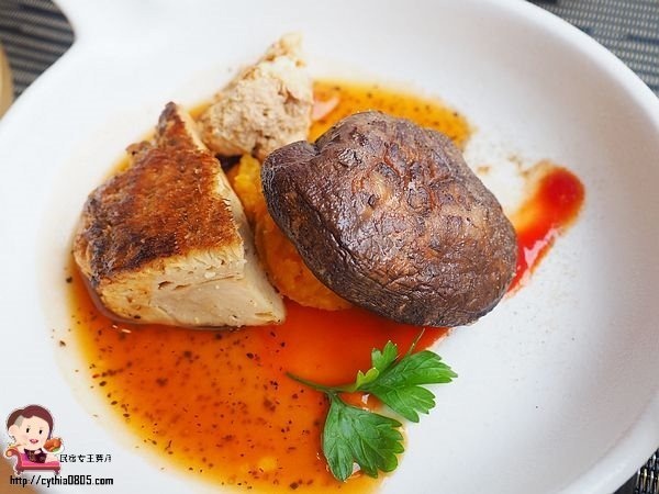 桃園統領美食-果然匯-桃園最大素/蔬食buffet吃到飽，原來吃素也有這麼多選擇 (邀約) @民宿女王芽月-美食.旅遊.全台趴趴走