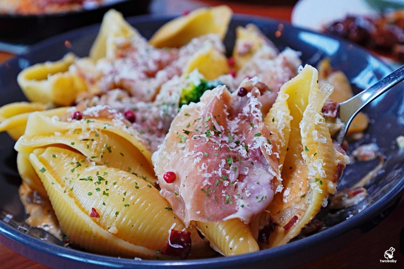 新北市板橋區新北市板橋區板橋高空景觀餐酒館｜ABV閣樓餐酒館板橋府中店 西蘇門答臘美食月 異國料理、300＋精釀啤酒