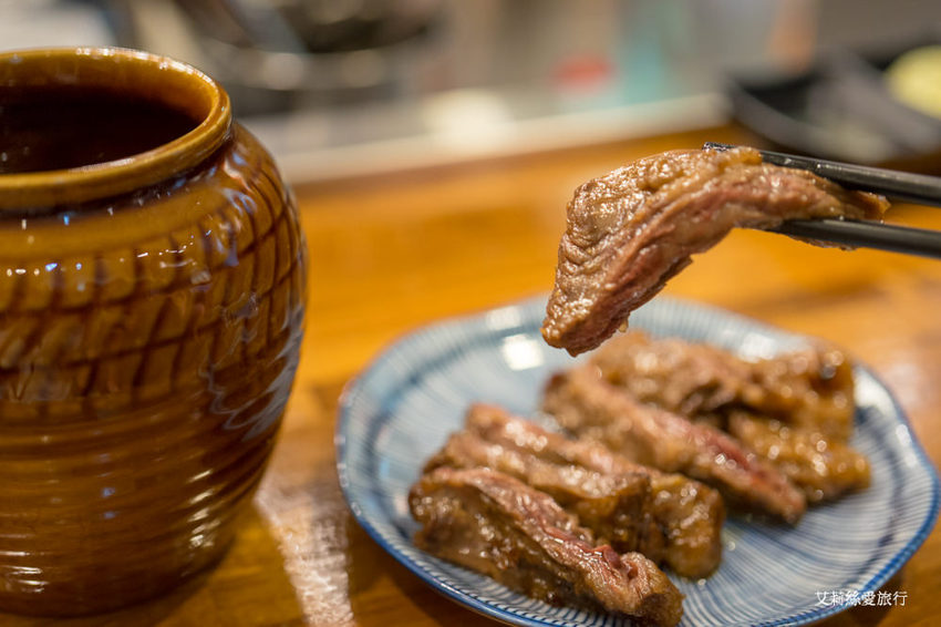 蘆洲美食》熊賀燒肉 道地日本風吧檯式燒肉 A5等級日本和牛 100%純米年糕 - 艾莉絲愛旅行