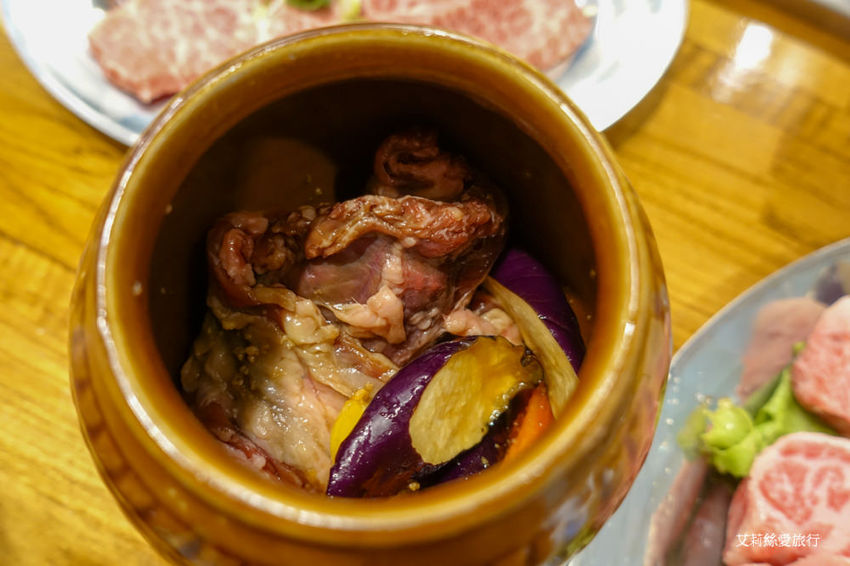 蘆洲美食》熊賀燒肉 道地日本風吧檯式燒肉 A5等級日本和牛 100%純米年糕 - 艾莉絲愛旅行