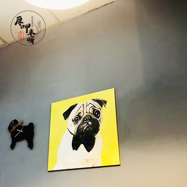 【厚呷米呀│新北板橋】臭臉找餐PUGBREAKFAST初訪 板橋在地早午餐/巷弄隱藏角落美食/菠蘿包漢堡獻給喜歡菠蘿愛好者/看到店招牌就知道店家愛動物--寵物友善餐廳