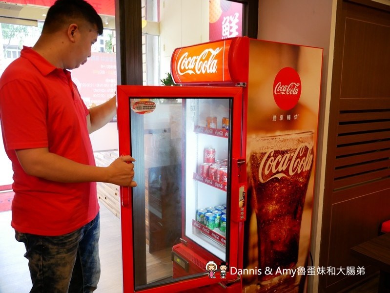 《新竹竹北吃到飽火鍋推薦》鮮稻精緻鍋物(麻辣火鍋吃到飽)。平日午餐499元加一成。海陸大餐-美國PRIME霜降牛,天使紅蝦,哈根達斯吃到飽︱壽星優惠。6人以上訂位好禮報報（影片）