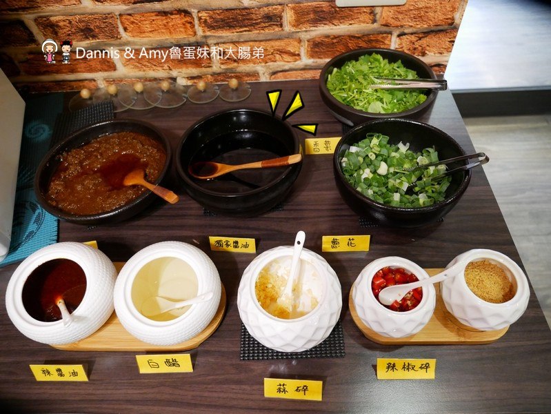 《新竹竹北吃到飽火鍋推薦》鮮稻精緻鍋物(麻辣火鍋吃到飽)。平日午餐499元加一成。海陸大餐-美國PRIME霜降牛,天使紅蝦,哈根達斯吃到飽︱壽星優惠。6人以上訂位好禮報報（影片）