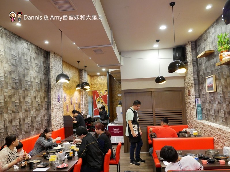 《新竹竹北吃到飽火鍋推薦》鮮稻精緻鍋物(麻辣火鍋吃到飽)。平日午餐499元加一成。海陸大餐-美國PRIME霜降牛,天使紅蝦,哈根達斯吃到飽︱壽星優惠。6人以上訂位好禮報報（影片）