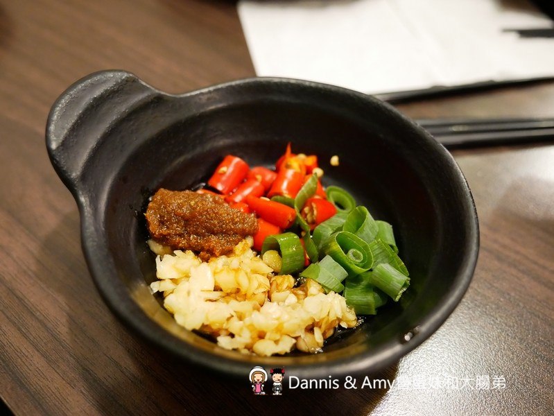 《新竹竹北吃到飽火鍋推薦》鮮稻精緻鍋物(麻辣火鍋吃到飽)。平日午餐499元加一成。海陸大餐-美國PRIME霜降牛,天使紅蝦,哈根達斯吃到飽︱壽星優惠。6人以上訂位好禮報報（影片）