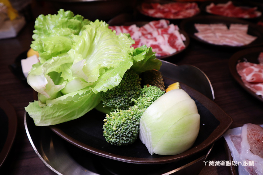 新竹火鍋吃到飽!鮮稻精緻鍋物,哈根達斯、天使紅蝦、美國PRIME牛肉等超過50種食材吃到飽