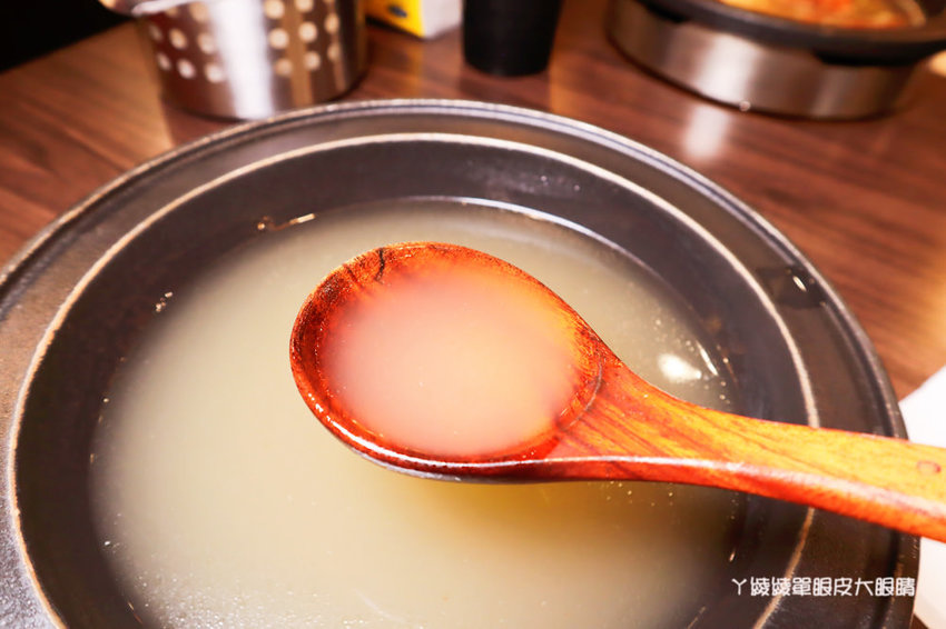 竹北火鍋吃到飽推薦鮮稻精緻鍋物！霸道海陸套餐、專屬好蝦套餐、肉肉套餐吃到爽