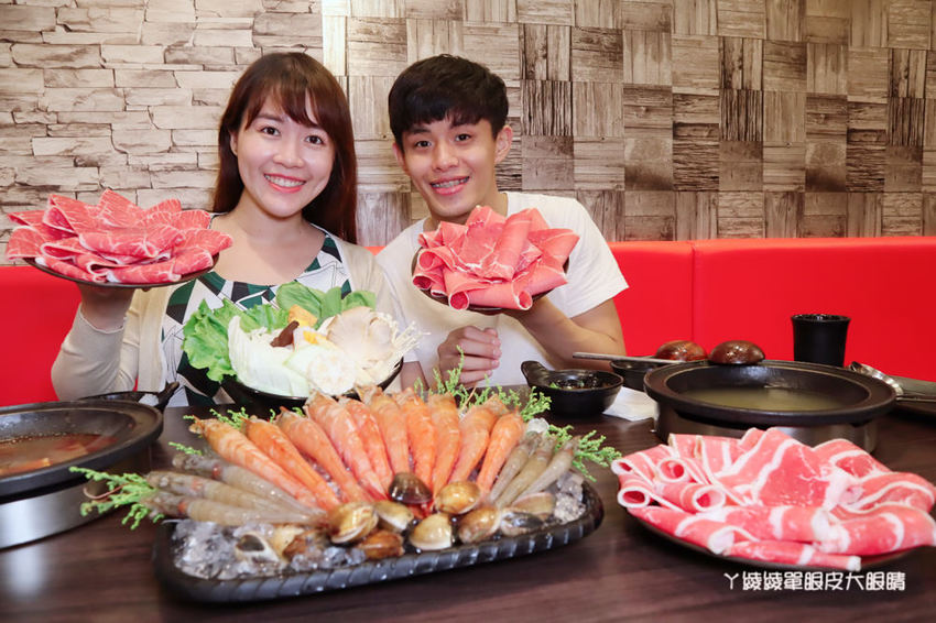 竹北火鍋吃到飽推薦鮮稻精緻鍋物！霸道海陸套餐、專屬好蝦套餐、肉肉套餐吃到爽
