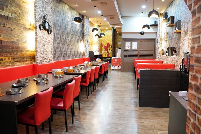 新竹竹北在地人推薦的火鍋吃到飽「鮮稻精緻鍋物」，採一人一鍋的方式，也有套餐可以選擇！ - 阿華田的美食日記