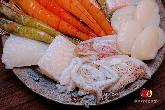 [火鍋吃到飽] 新竹 鮮稻精緻鍋物 肉類新鮮度爆表 大推霜降牛松阪豬雞肉 天使紅蝦彈牙又帶海的鮮味 親民價錢吃到飽鍋物