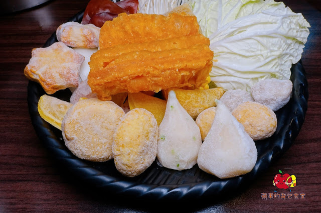 [火鍋吃到飽] 新竹 鮮稻精緻鍋物 肉類新鮮度爆表 大推霜降牛松阪豬雞肉 天使紅蝦彈牙又帶海的鮮味 親民價錢吃到飽鍋物