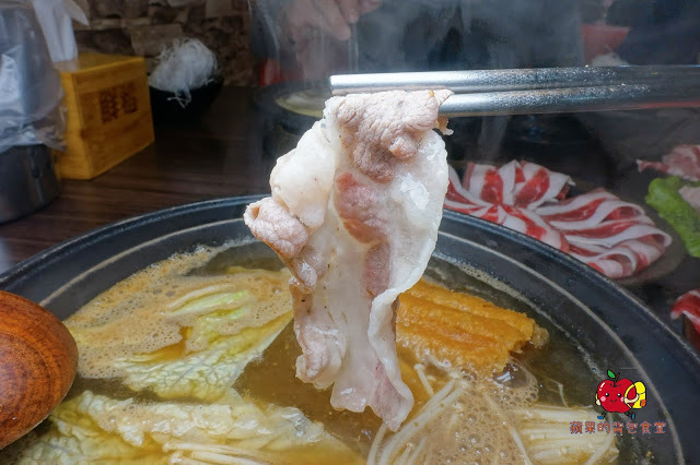 [火鍋吃到飽] 新竹 鮮稻精緻鍋物 肉類新鮮度爆表 大推霜降牛松阪豬雞肉 天使紅蝦彈牙又帶海的鮮味 親民價錢吃到飽鍋物
