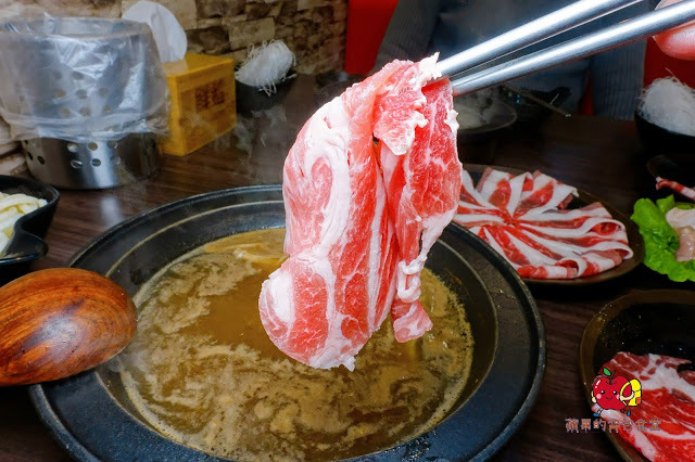 [火鍋吃到飽] 新竹 鮮稻精緻鍋物 肉類新鮮度爆表 大推霜降牛松阪豬雞肉 天使紅蝦彈牙又帶海的鮮味 親民價錢吃到飽鍋物