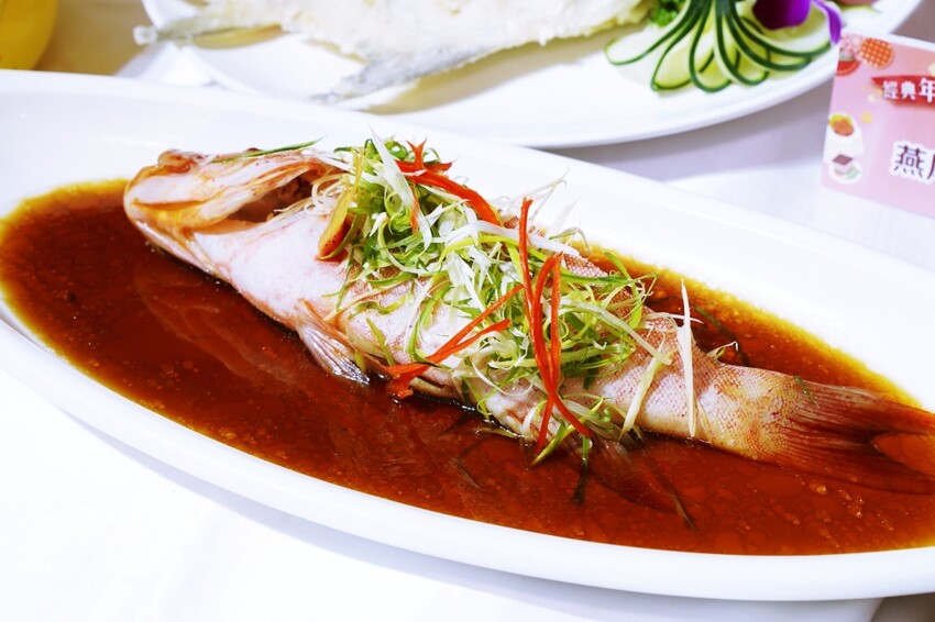 台北市士林區家樂福 2025 年菜 名店手路菜、聯名限量款、米其林&必比登推薦餐廳等百道年菜,線上預購,輕鬆上桌。