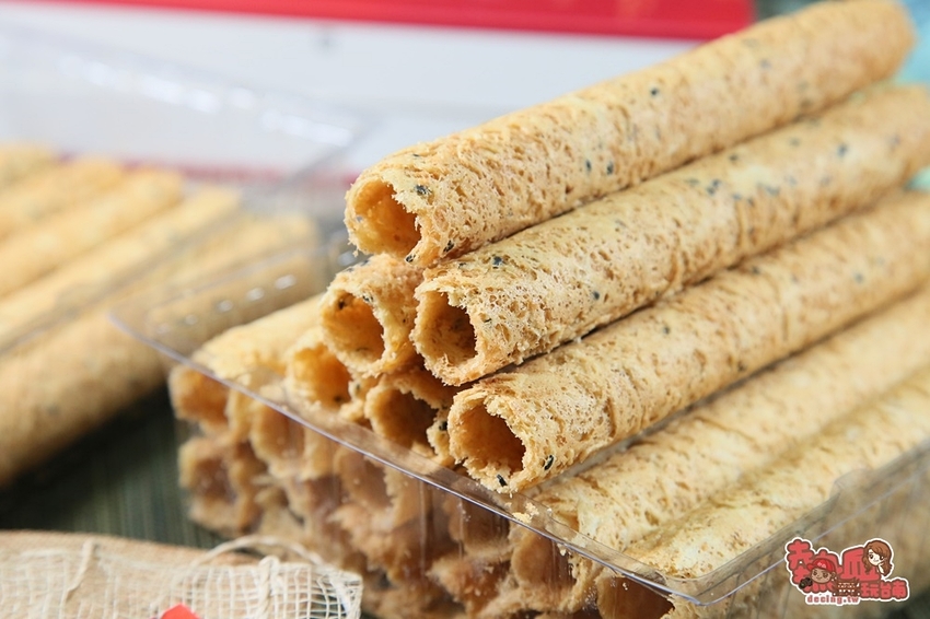 【嘉義伴手禮】藏身於荷花田旁的零食食品廠,沒有在地人帶路還找不到的好味道:弘家馨食品 - 熱血玩台南。跳躍新世界