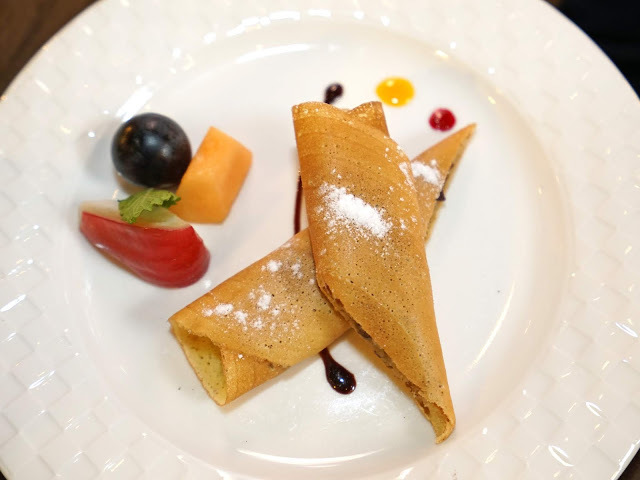 [食記] 桃園美食。君子蘭新鐵板料理。高CP值商業午餐380元起!犢牛菲力牛排、法式油封鴨腿子套餐分享~從台北來吃都划算~