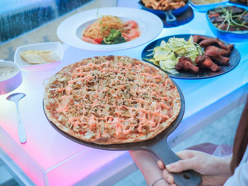 新竹夏季三角景觀咖啡廳 今夏在星光草地夜景下跳舞 新竹唯一戶外夜店風咖啡廳「初夏開嗨！6月DJ Party」開始囉~