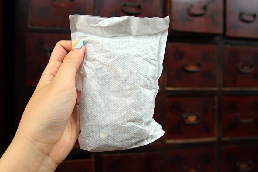 新竹酸梅湯推薦！古法熬製酸甜解渴，來鴻安堂拍照打卡IG送酸梅湯