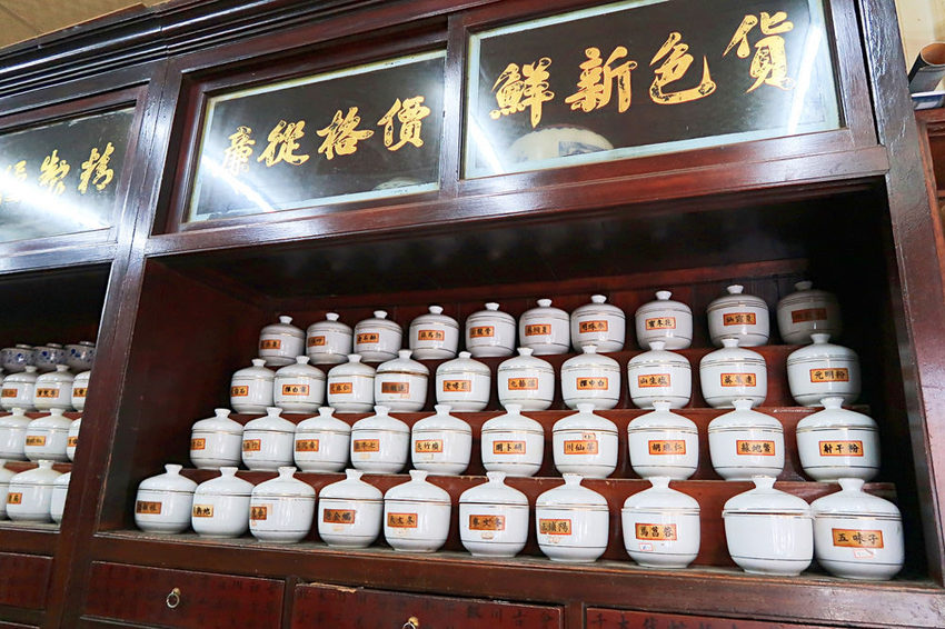 新竹酸梅湯推薦！古法熬製酸甜解渴，來鴻安堂拍照打卡IG送酸梅湯