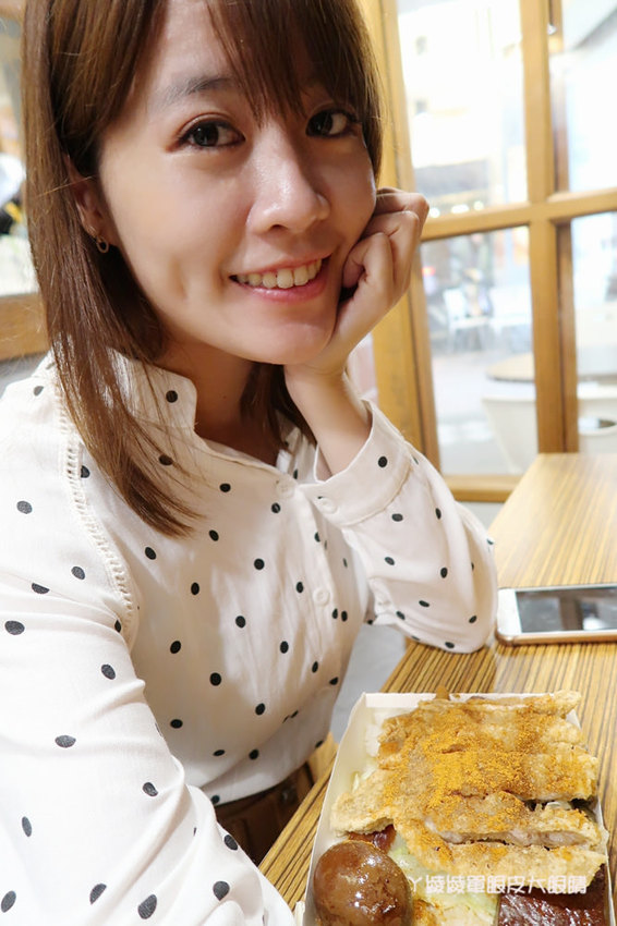 新竹便當推薦｜鐵路飯堂，中山路上懷舊鐵路便當，買就送礦泉水一瓶