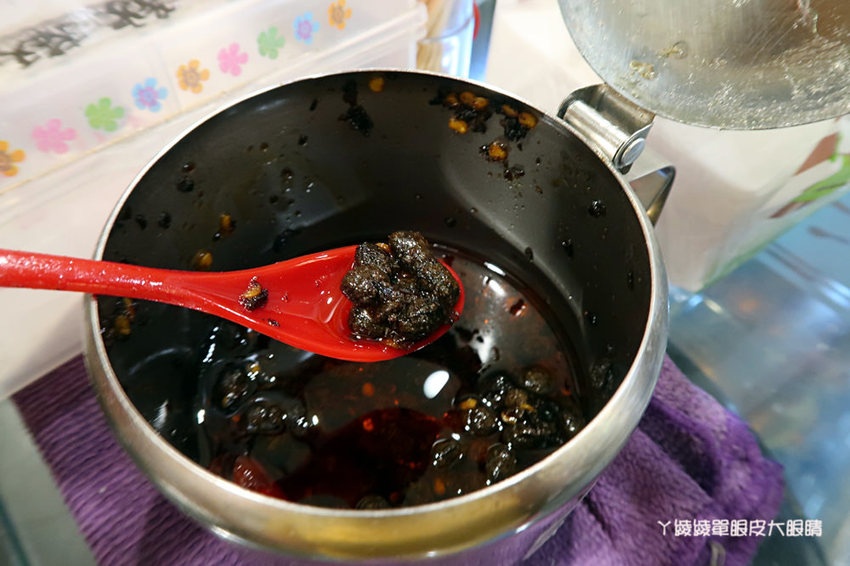 新竹便當推薦｜鐵路飯堂，中山路上懷舊鐵路便當，買就送礦泉水一瓶