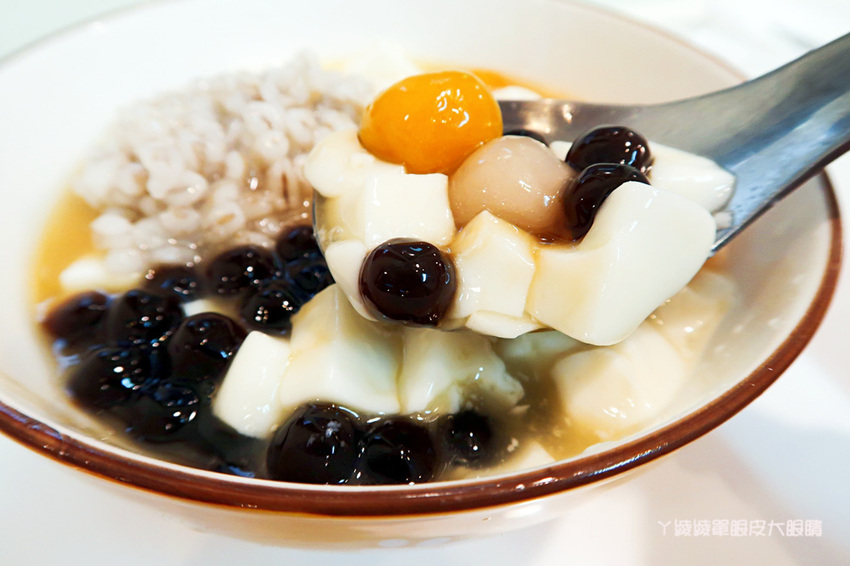 新竹湯圓推薦｜村爸湯圓，傳承三代的好味道！包餡鹹湯圓、杏仁豆腐冰、剉冰、甜湯