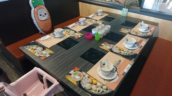 ㄇㄚˊ幾兔親子主題火鍋餐廳:高雄駁二~ㄇㄚˊ幾兔親子主題火鍋餐廳(棧貳店)~兔兔列車上菜囉~超萌的啦~ ㄇㄚˊ幾兔親子主題火鍋餐廳:高雄駁二~ㄇㄚˊ幾兔親子主題火鍋餐廳(棧貳店)~兔兔列車上菜囉~超萌的啦~