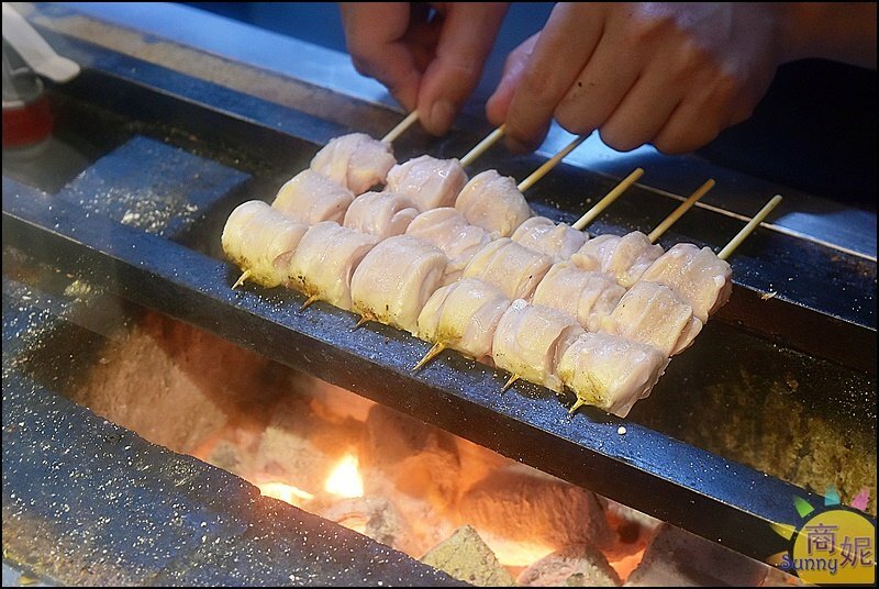 プロ燒鳥專門店。台中超好吃燒鳥居酒屋一秒到日本!神泡達人店免服務費營業到01:00更加分-商妮吃喝遊樂