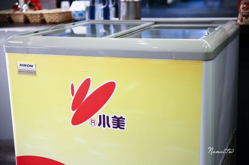 彰化市義起吃麵。純白色極簡風格,平價美味義大利麵店(飲料,冰淇淋,咖啡無限暢飲)